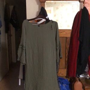 Size 20 Green Crepe dress with lining